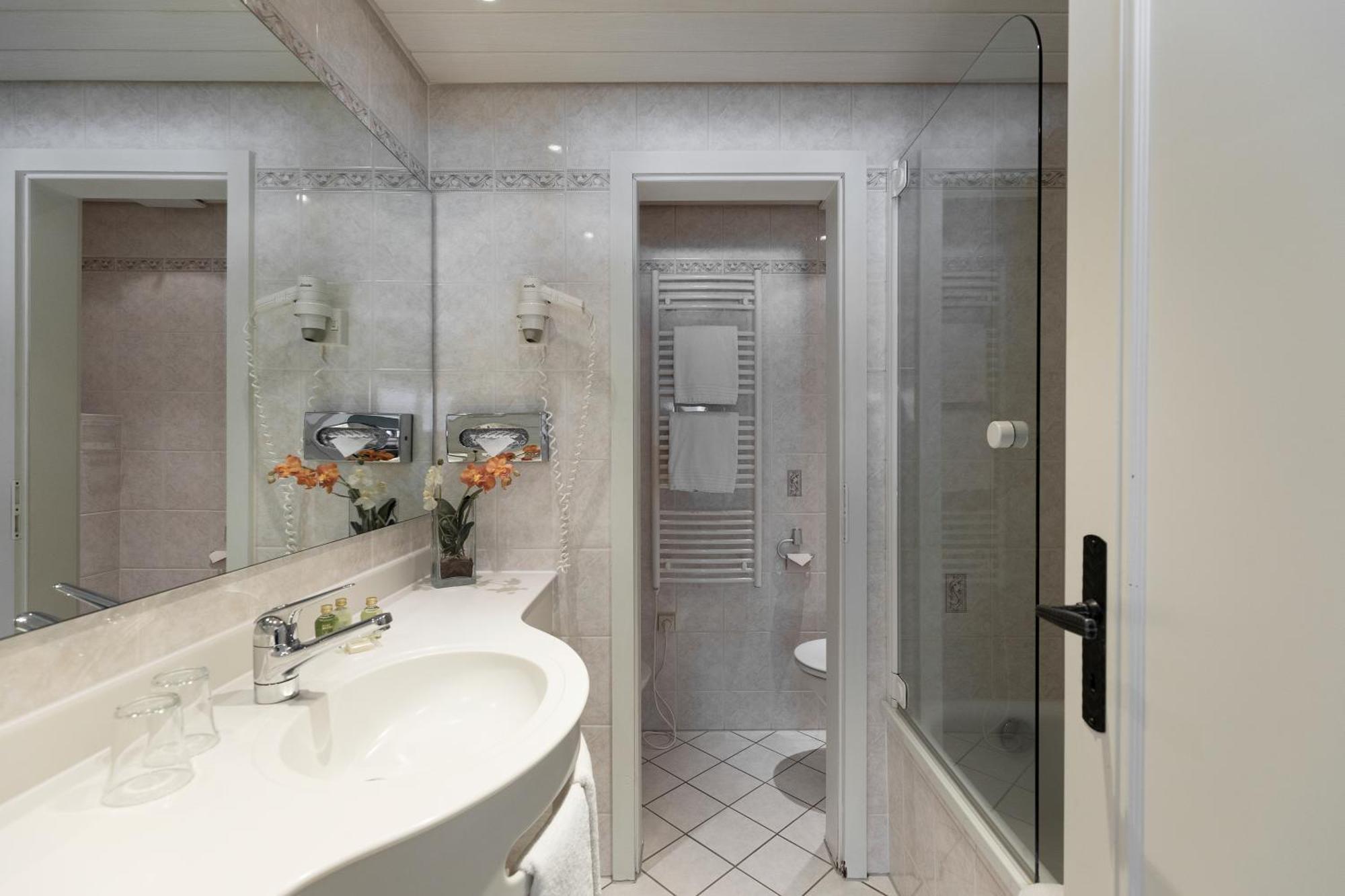 Hotel Europa Suites St Moritz Εξωτερικό φωτογραφία